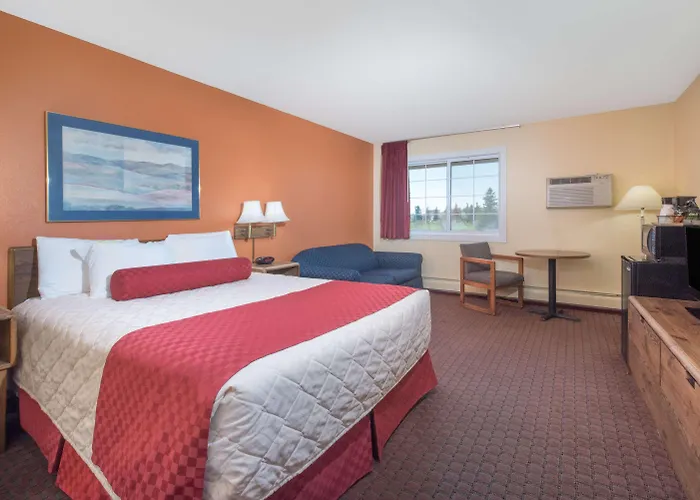 Days Inn By Wyndham Minot